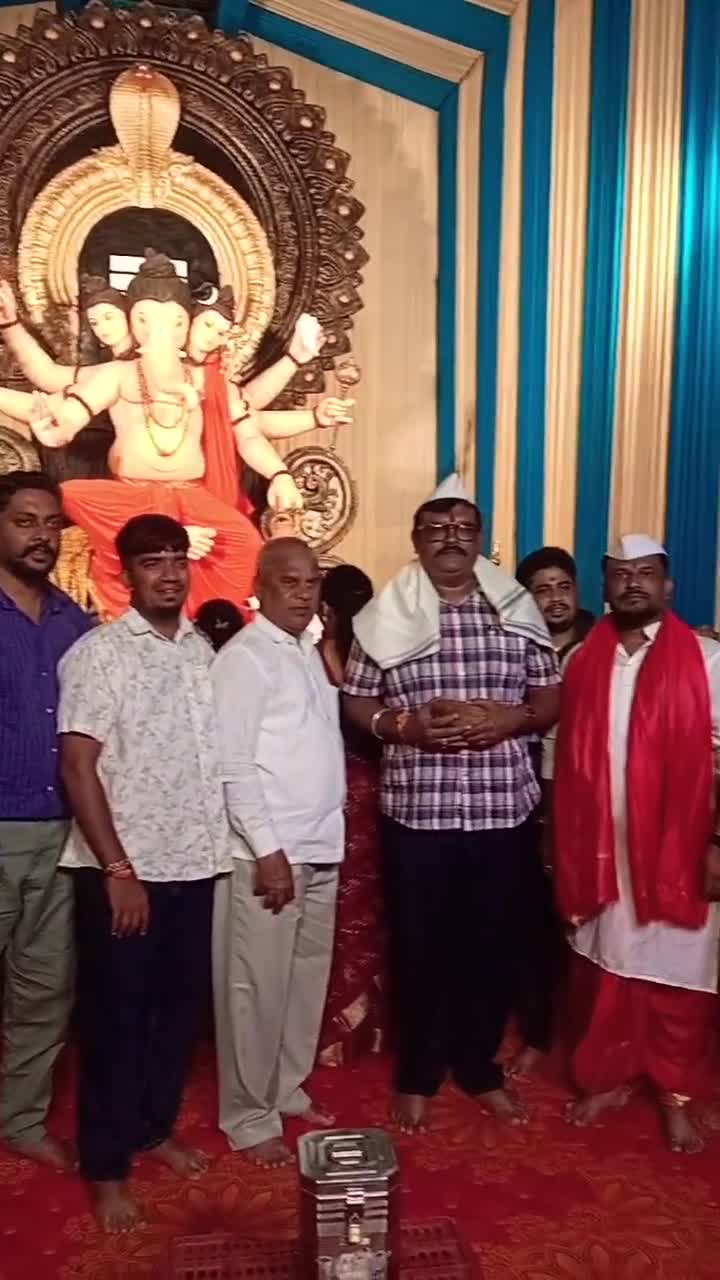 Mahila Mandal Bhajans & A Special Guest — Day 9
